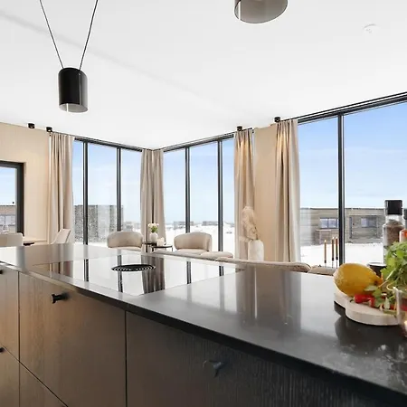 Arctic Aurora With Jacuzzi And Sauna *