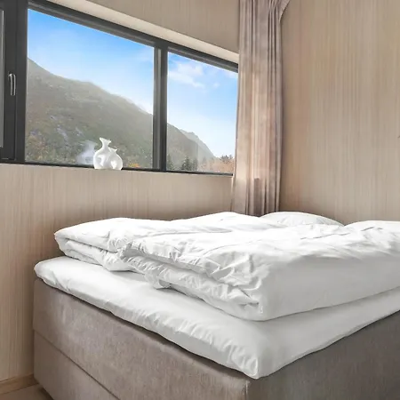 Arctic Aurora With Jacuzzi And Sauna *