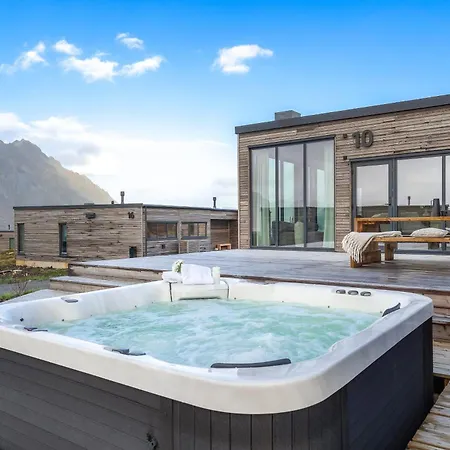 Tatil Evi Arctic Aurora With Jacuzzi And Sauna Lyngværet