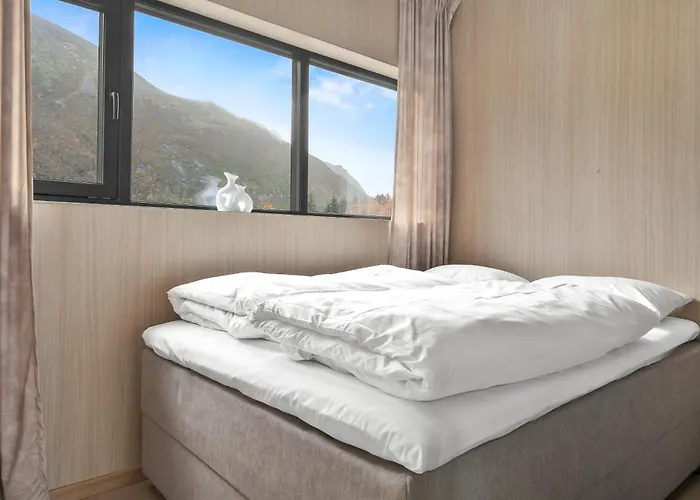 Arctic Aurora With Jacuzzi And Sauna *